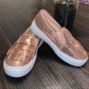 Wonder Nation Shimmey Slip Ons